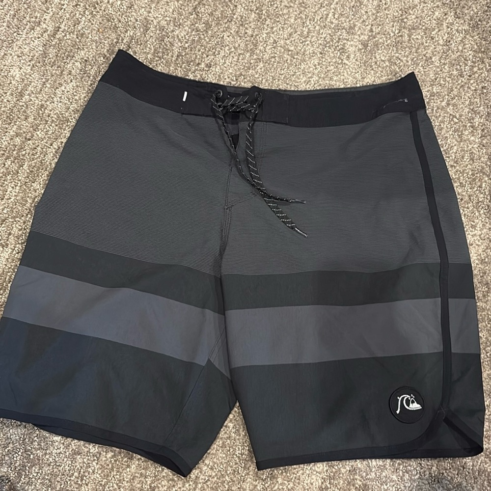 Men’s swim trunks